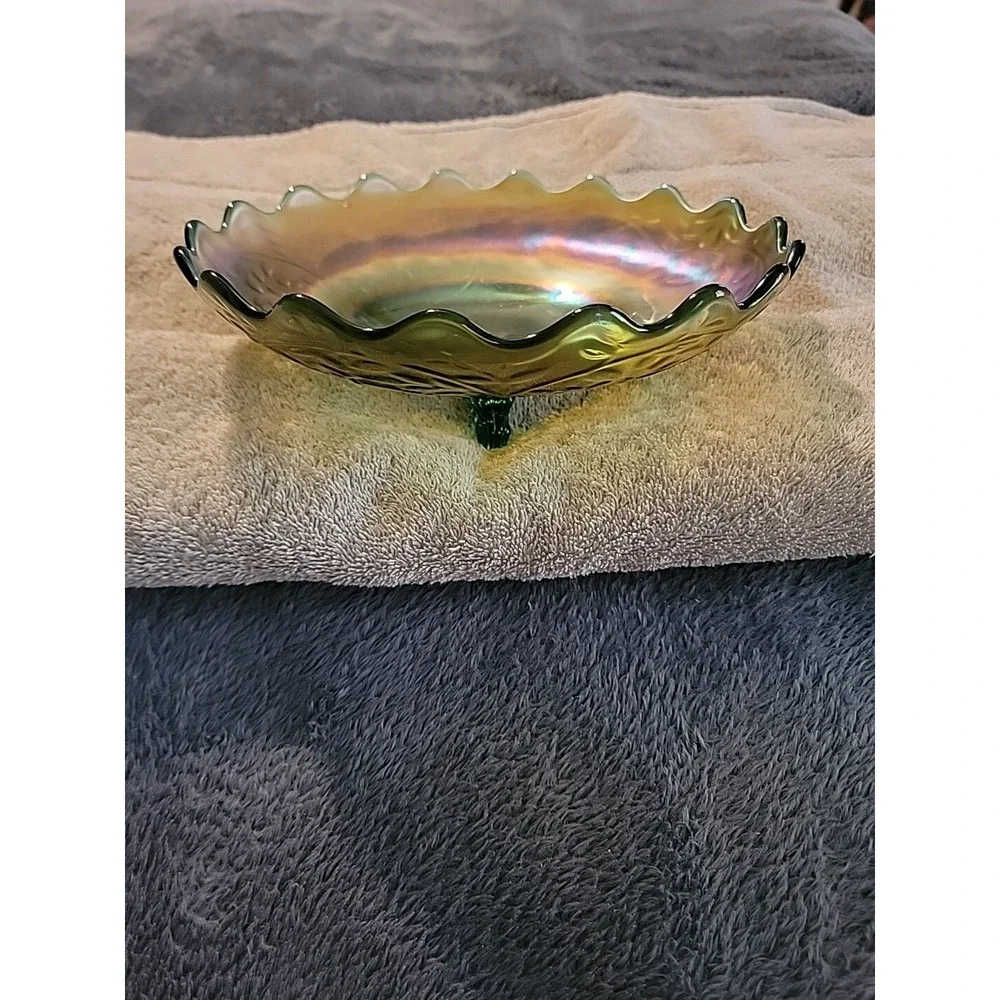 Gorgeous Westmoreland Glass Carnival Louisa Footed Bowl Green Glass